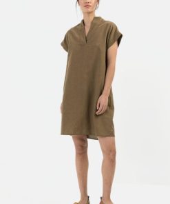 Eastsidewardrobe.shop8008b1a28e 2