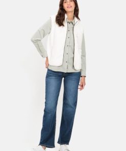 Eastsidewardrobe.shop97f7750df4 2