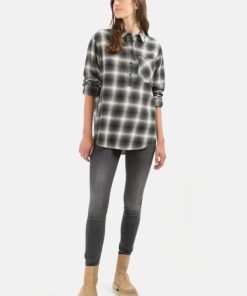 Eastsidewardrobe.shopa24541e00e 2