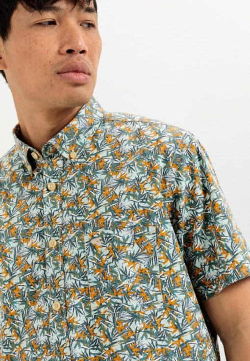 Eastsidewardrobe.shopad21e5a4f4 5