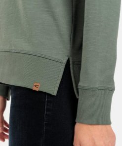 Eastsidewardrobe.shopf481c76efa 5