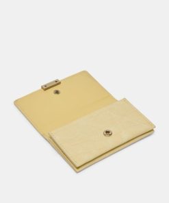 Eastsidewardrobe.shop612b9db637 2