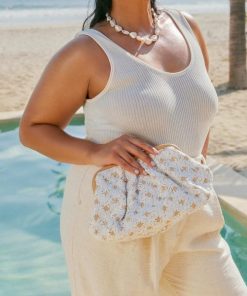 Eastsidewardrobe.shop6e36f75fab 5