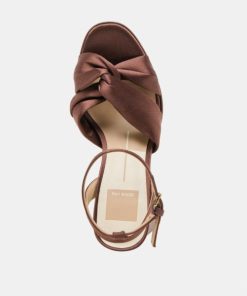 Eastsidewardrobe.shopb727d82f7e 2