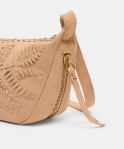 Eastsidewardrobe.shopcb124d5219 5