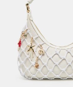 Eastsidewardrobe.shopfc92c26c6f 2